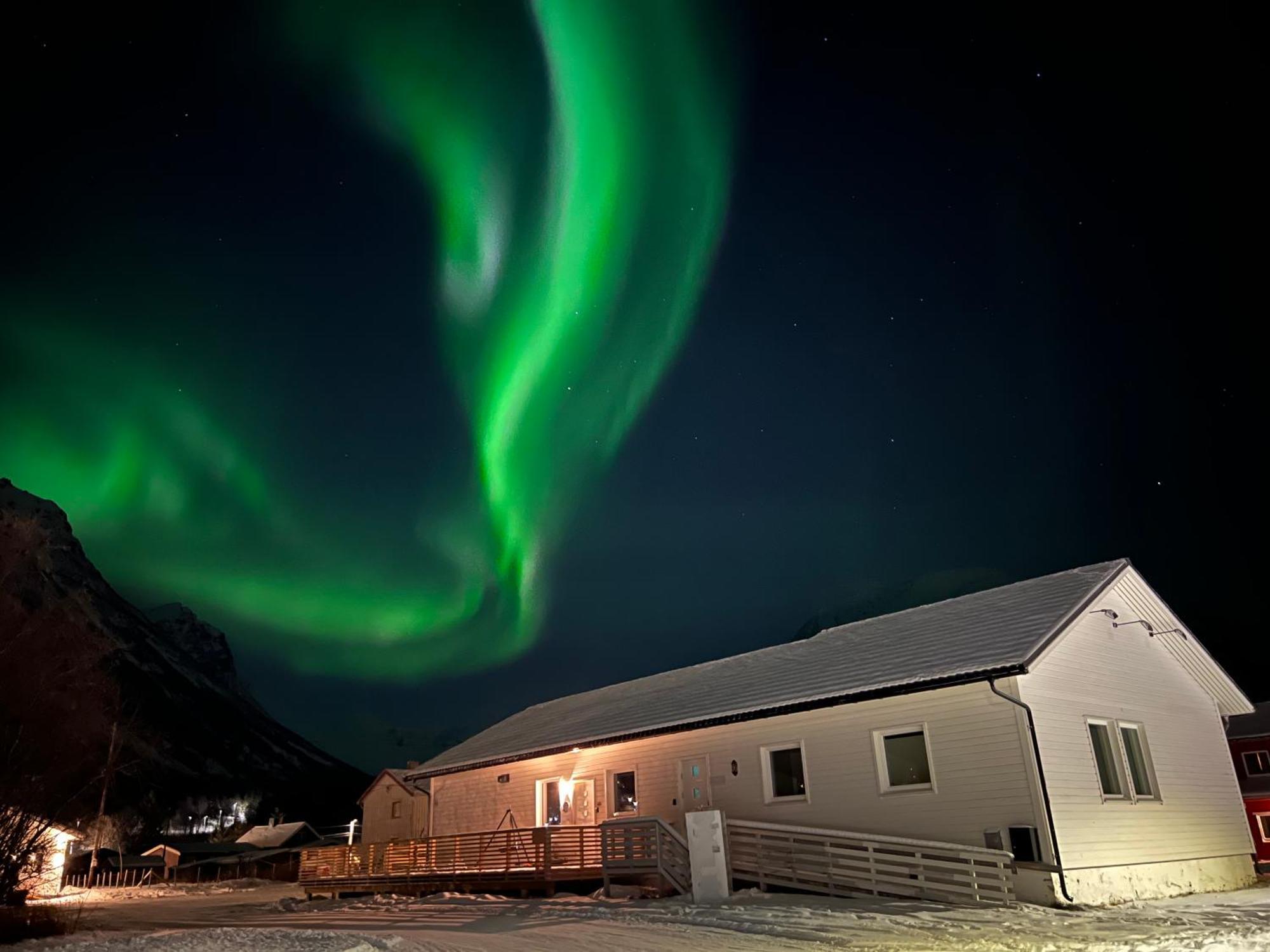 Alpan Apartments, Lyngenfjord Olderdalen Exterior photo