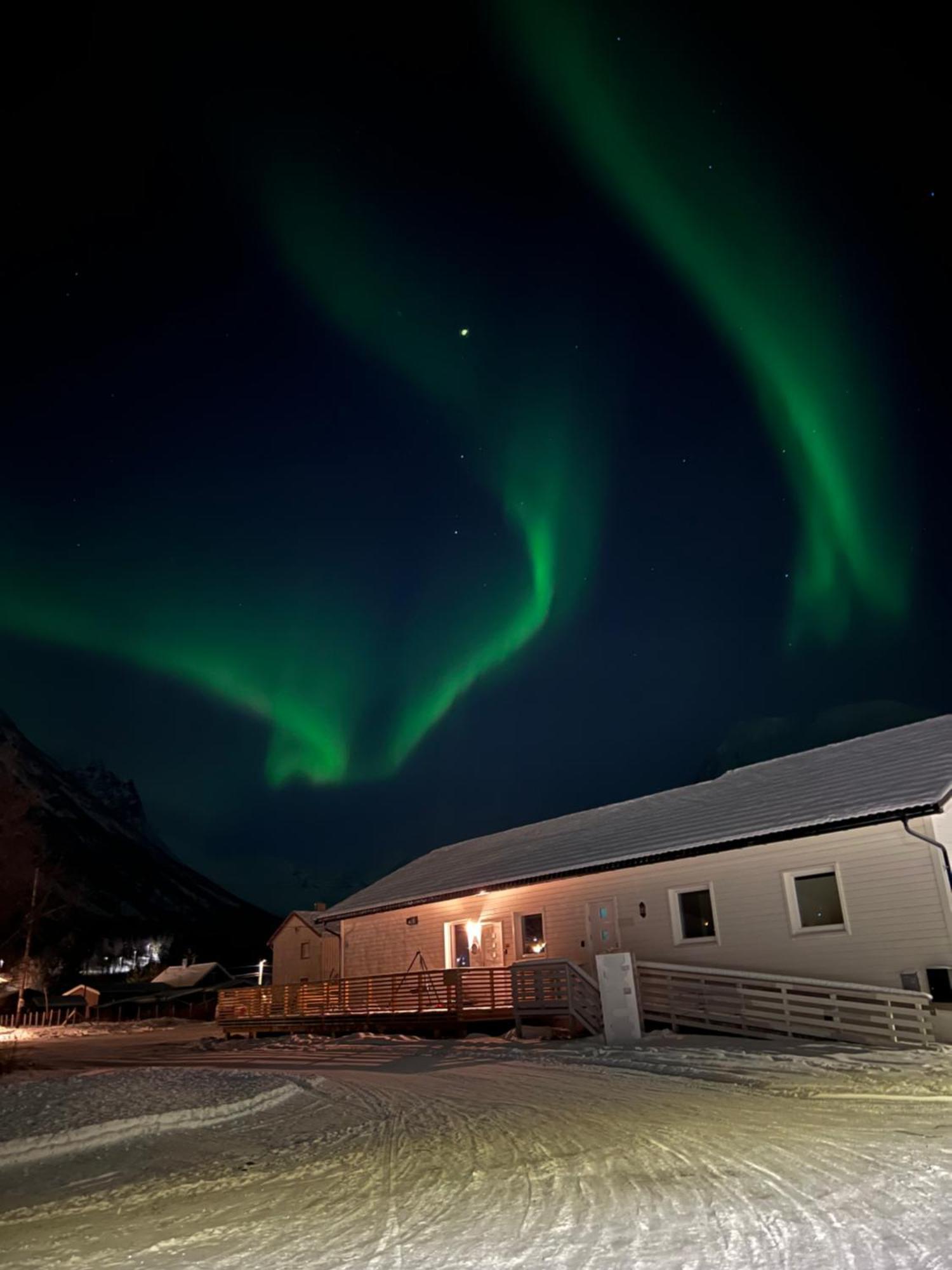 Alpan Apartments, Lyngenfjord Olderdalen Exterior photo